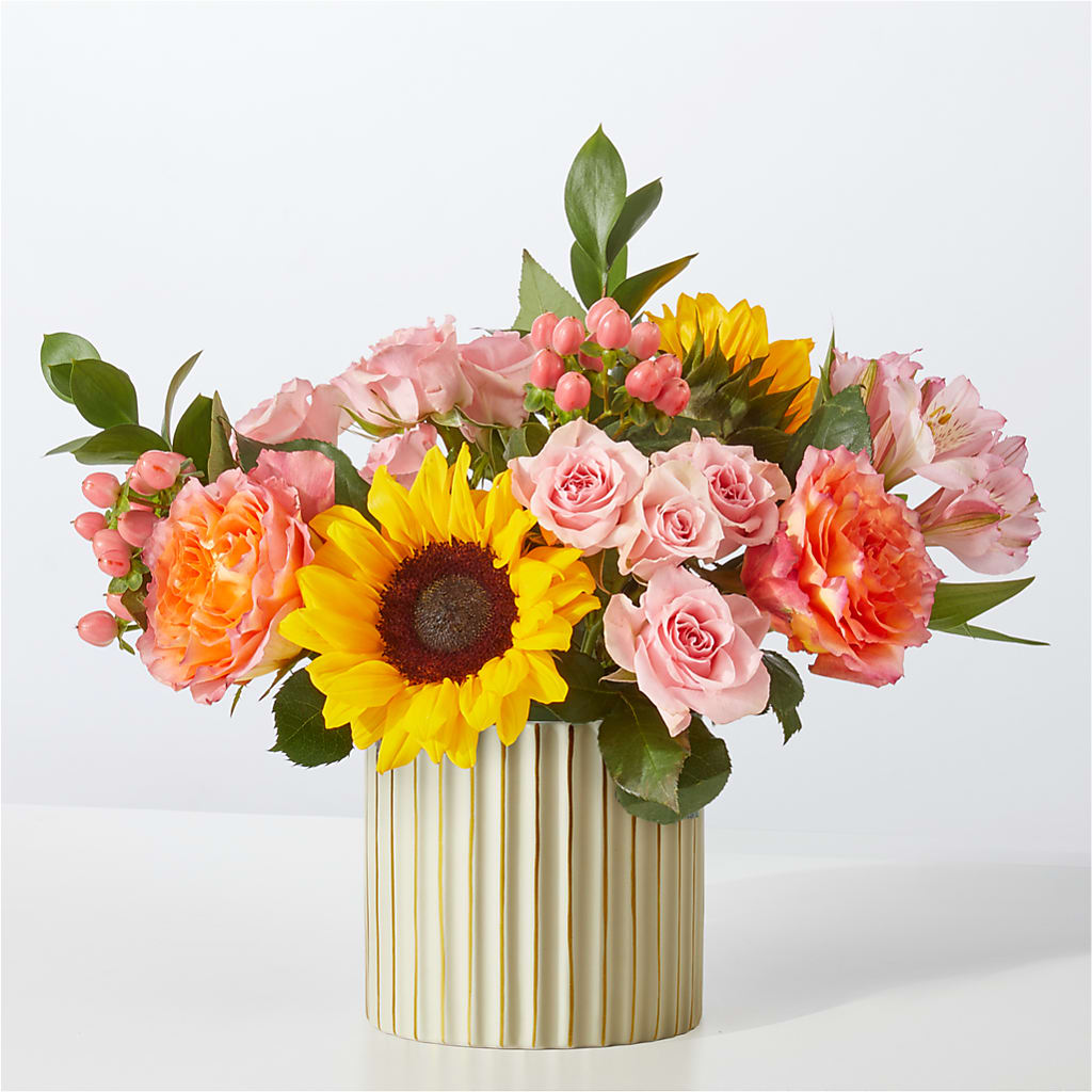 Sun's Out Bouquet – Family Florist, Red Springs NC