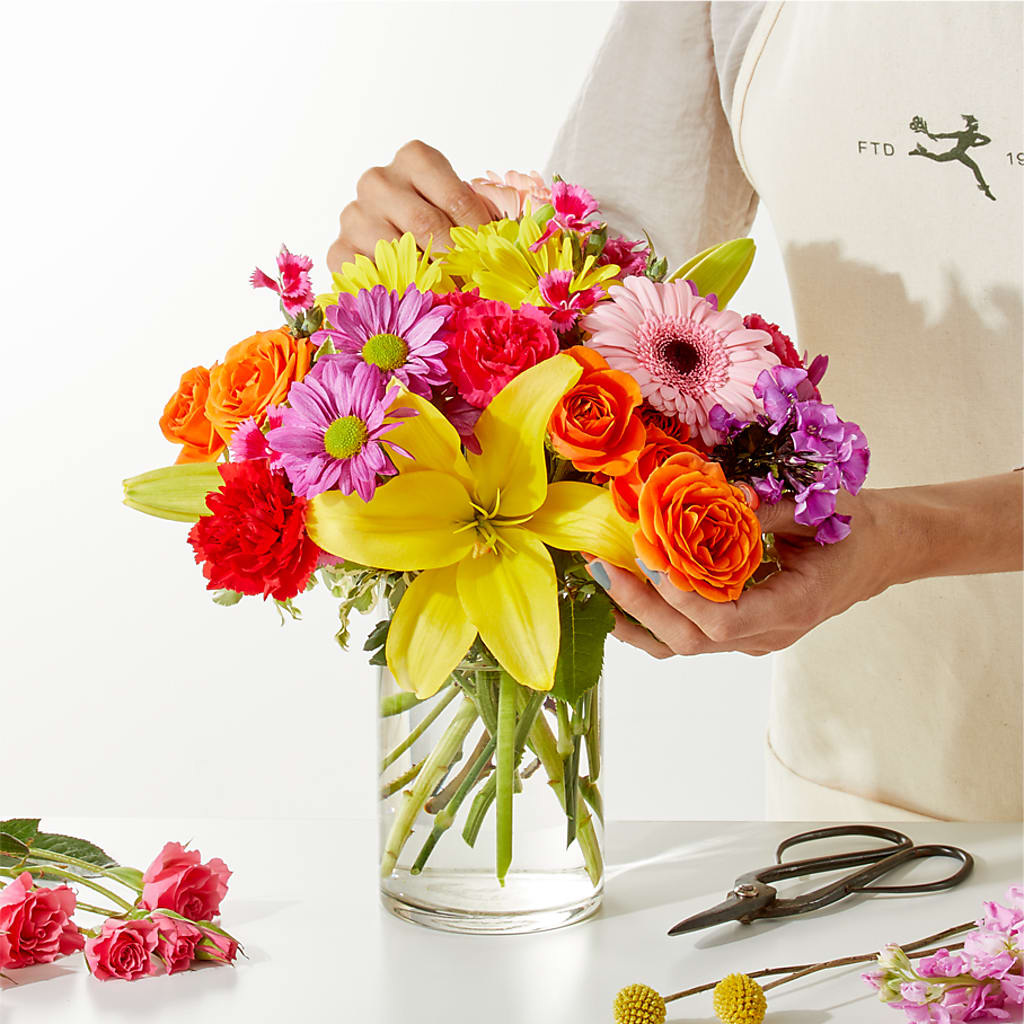 Cue the Confetti - A Florist Original – Family Florist, Red Springs NC