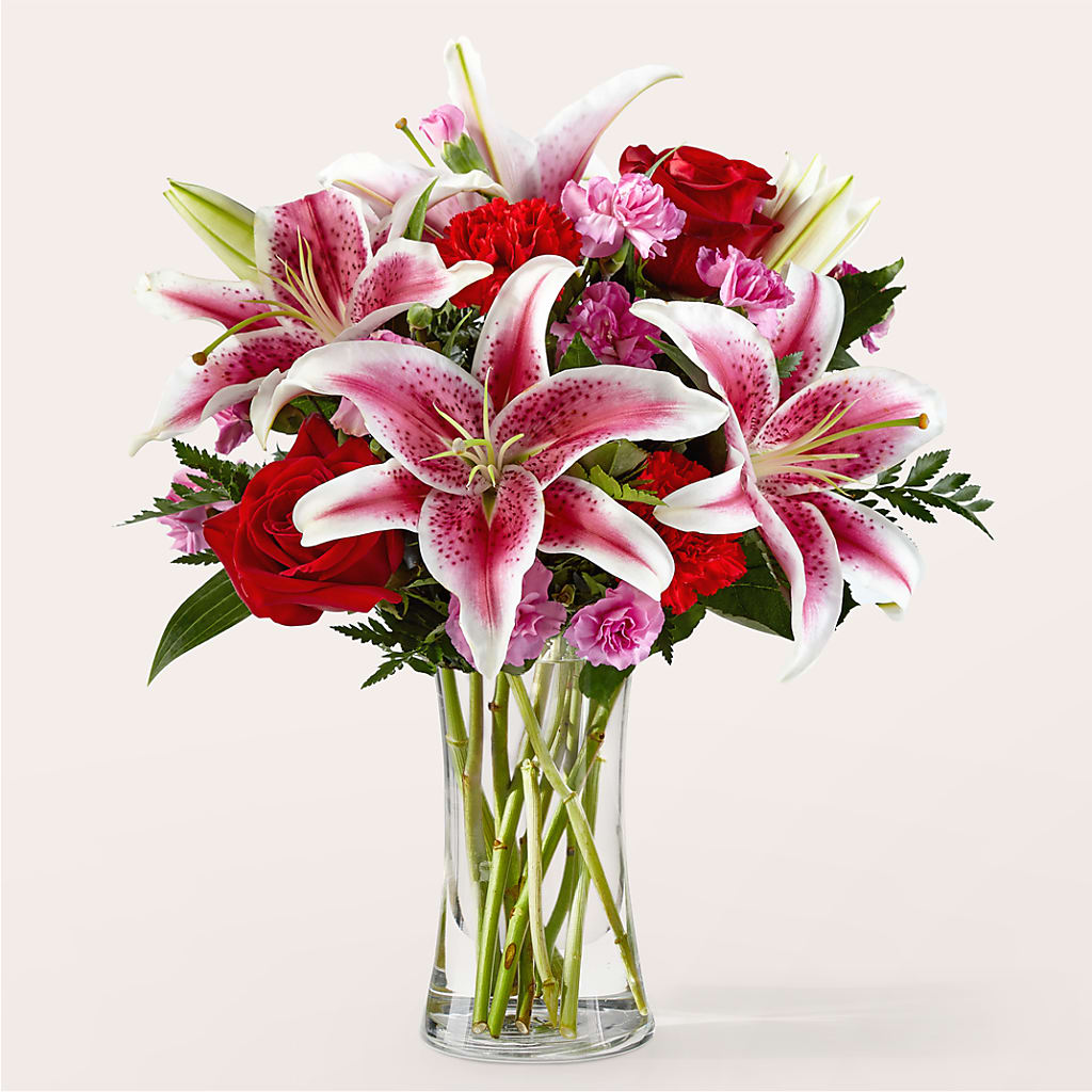 Honeymoon Bouquet – Family Florist, Red Springs NC