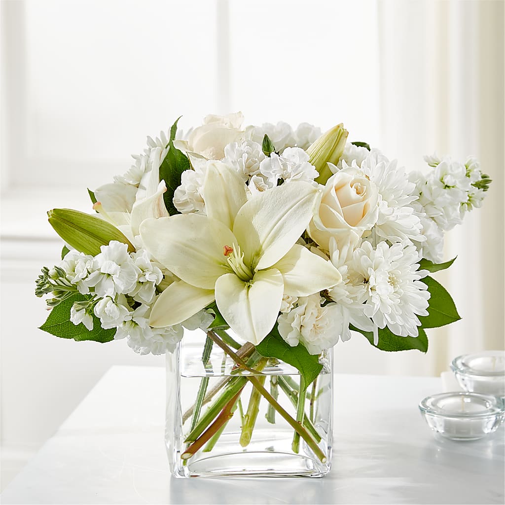 Gentle Breeze Bouquet – Family Florist, Red Springs NC