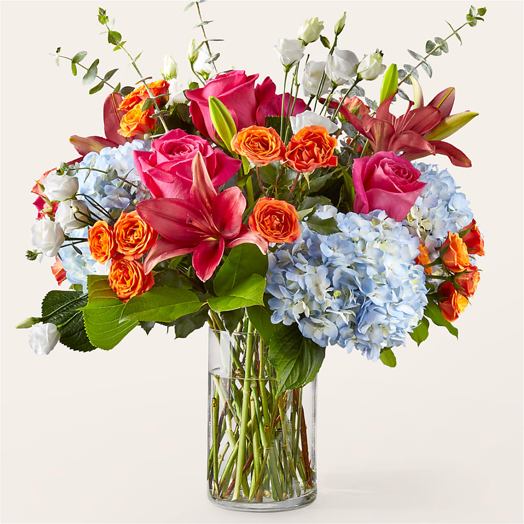 Awestruck Luxury Bouquet – Family Florist, Red Springs NC