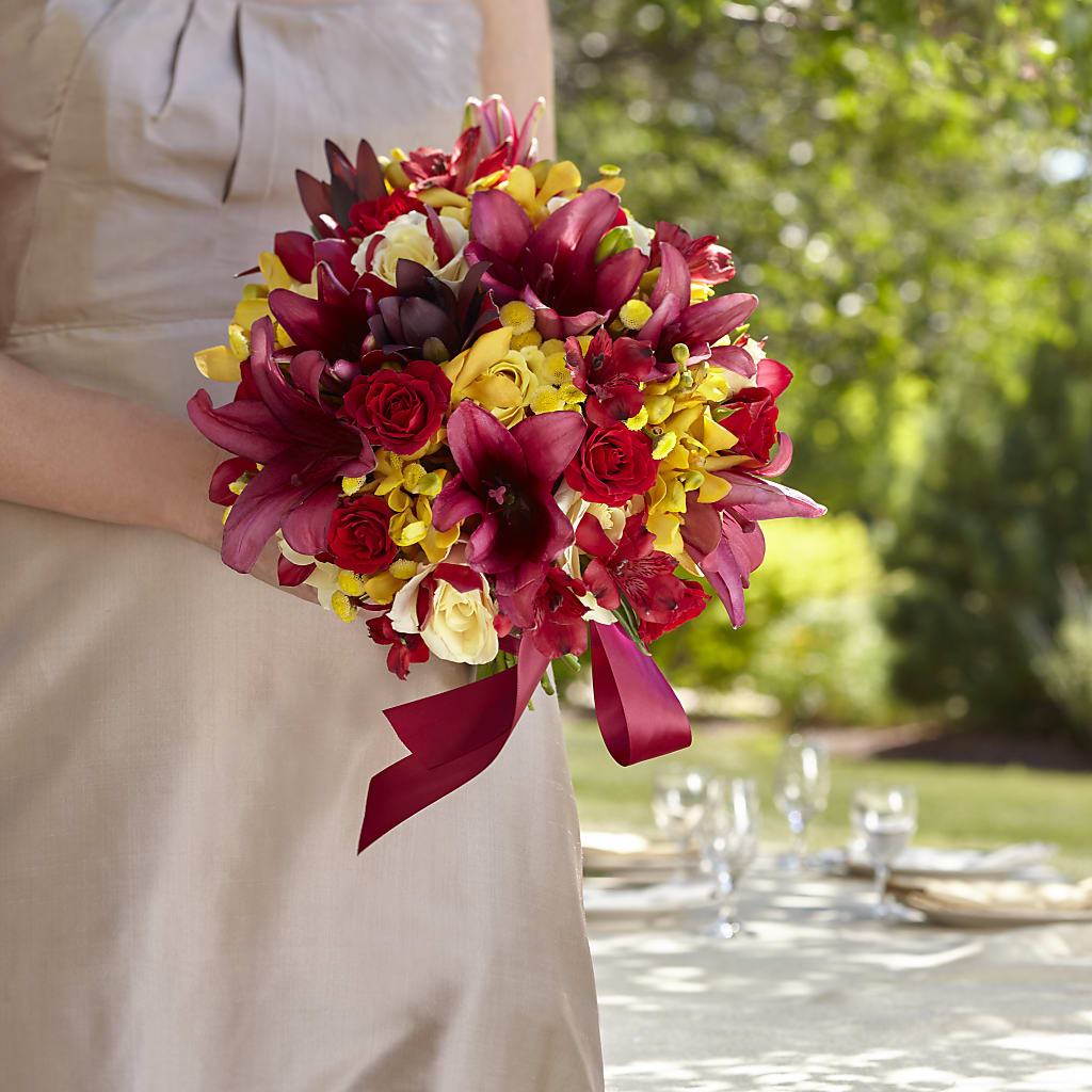 Sunningdale Bouquet – Family Florist, Red Springs NC