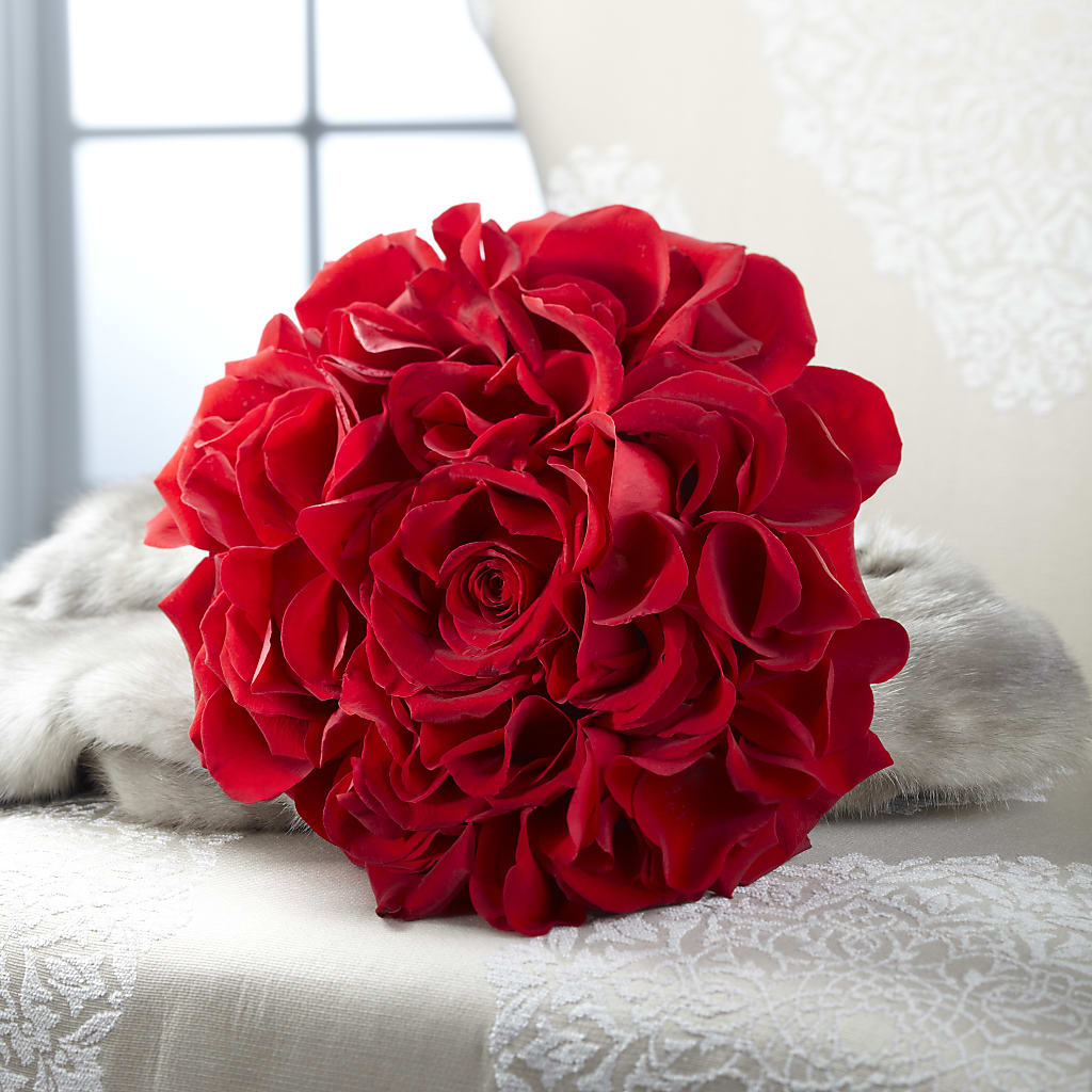 Composite Rose Bouquet – Family Florist, Red Springs NC