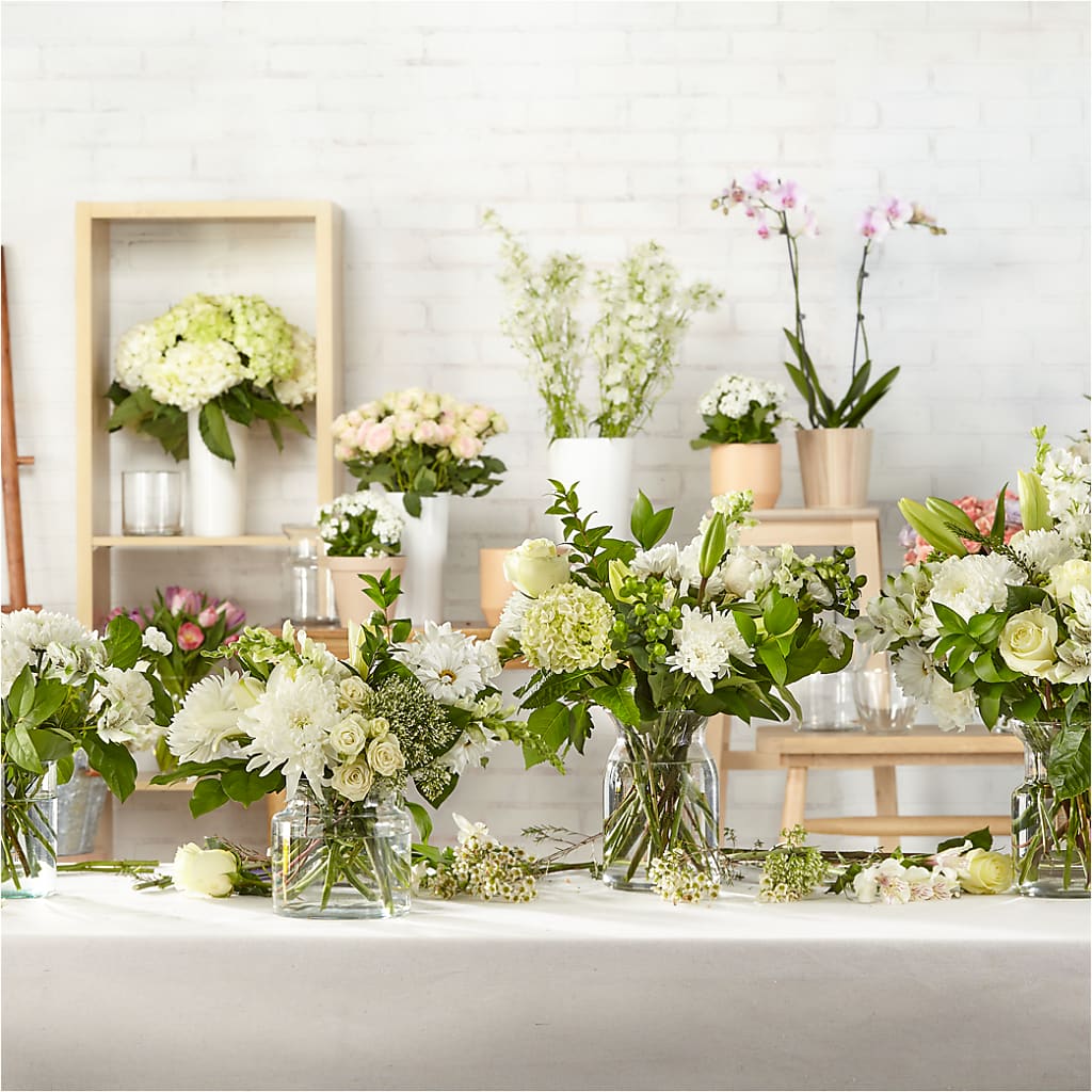 Classic Ivory – A Florist Original –  Family Florist, Red Springs NC