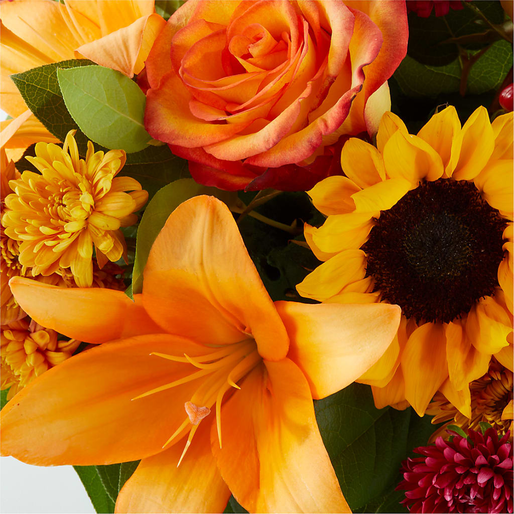 Grateful Centerpiece –  Family Florist, Red Springs NC