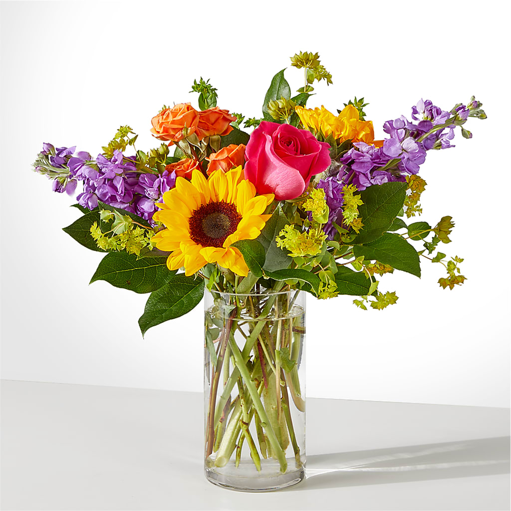 Vibrant Greetings Bouquet –  Family Florist, Red Springs NC