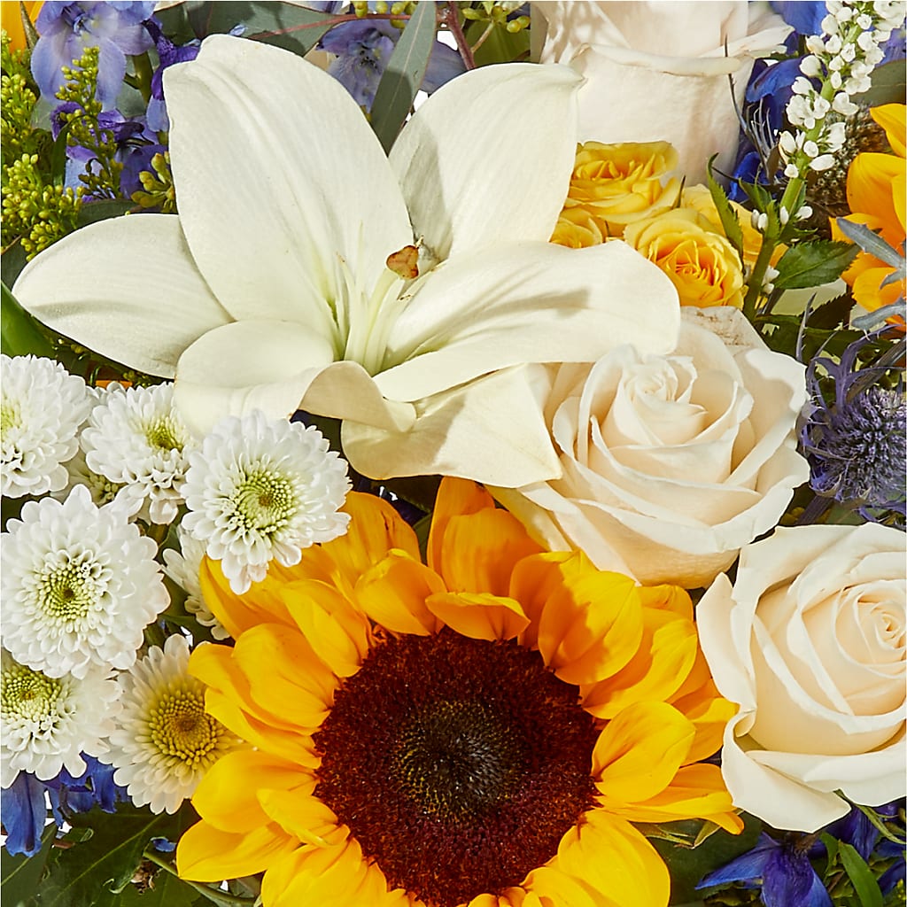 Wonderfully Sunny Bouquet –  Family Florist, Red Springs NC